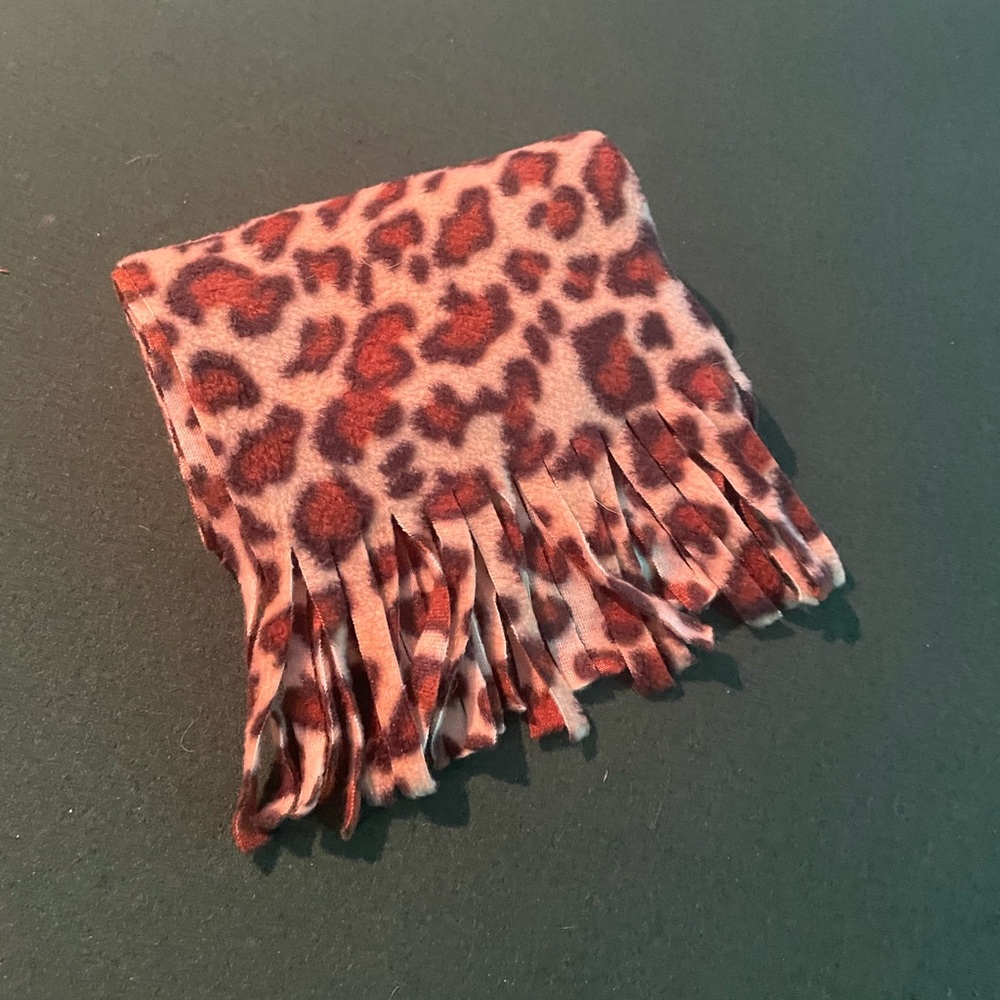 Leopard-Print Fleece Scarf